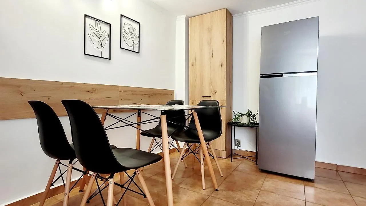 Rose Garden House Apartment Bucharest