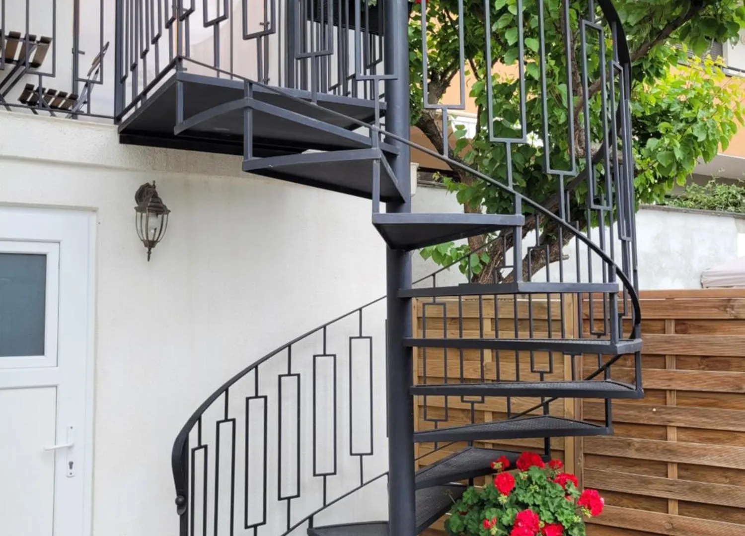 Rose Garden House Apartment Bucharest 0*,